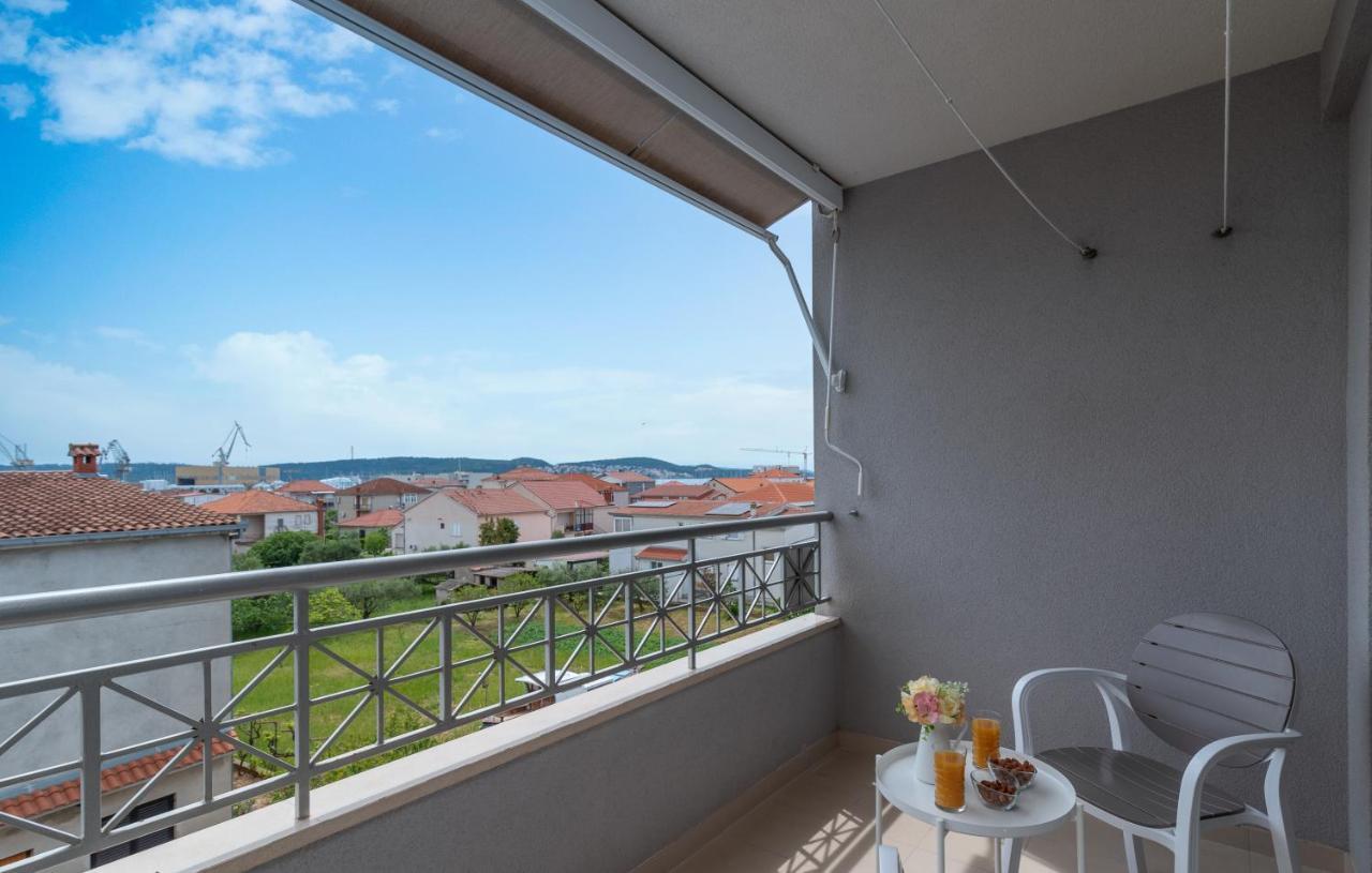 Apartman Marino Trogir Exterior foto